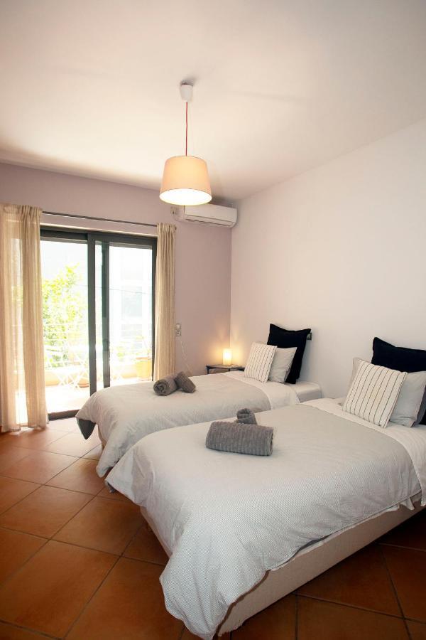 Spacious Suite With Luxury Bath Athena Bagian luar foto