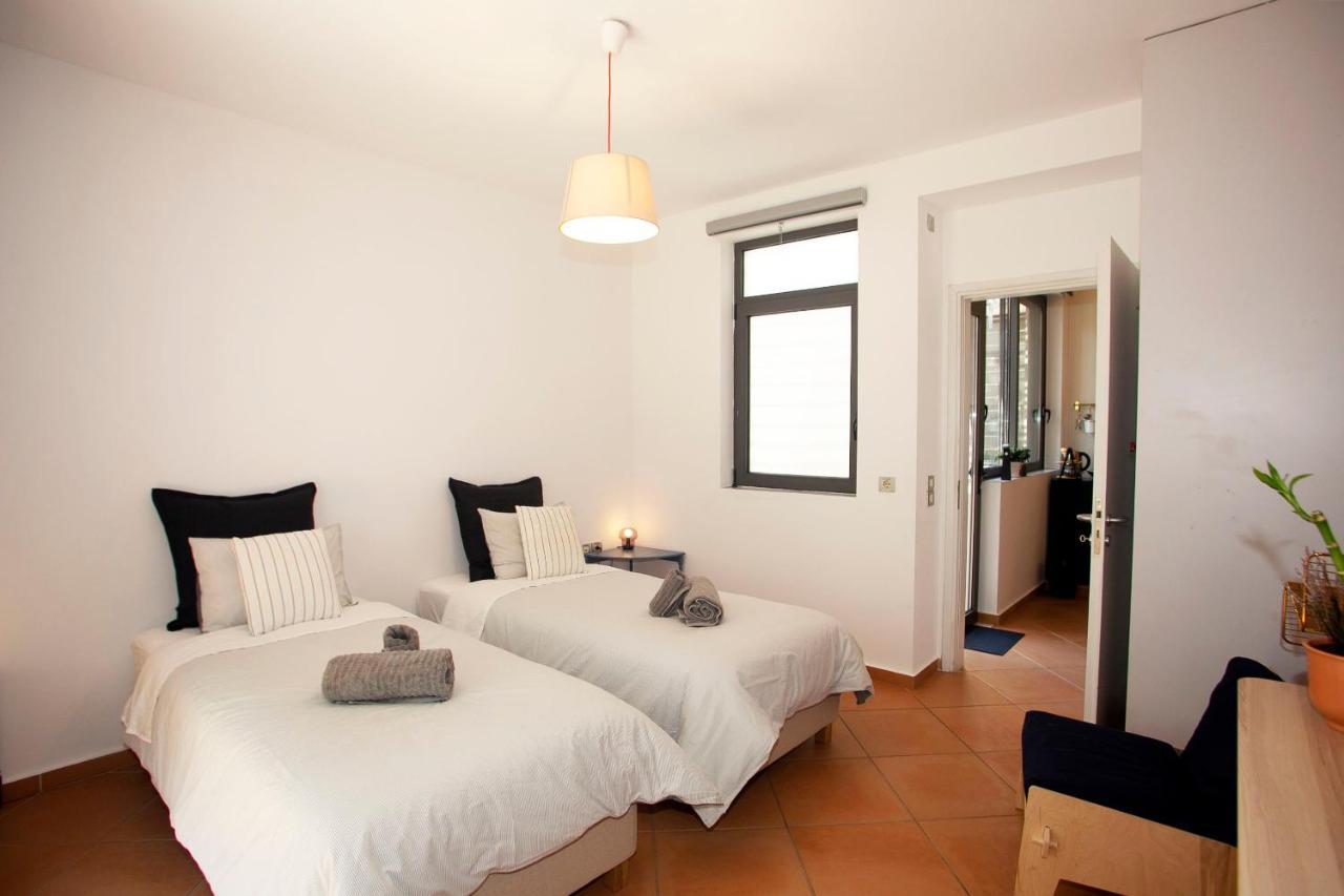 Spacious Suite With Luxury Bath Athena Bagian luar foto